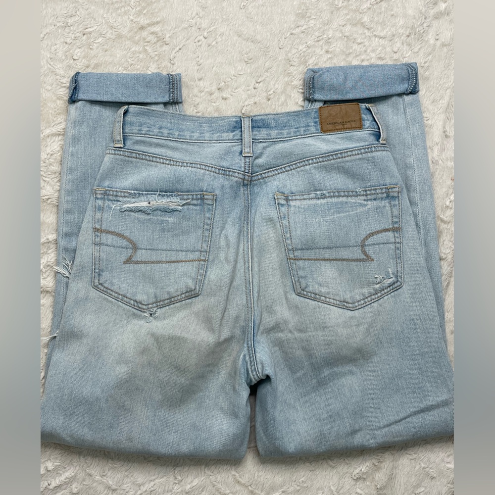 American Eagle Outfitters Regular Mom Jeans